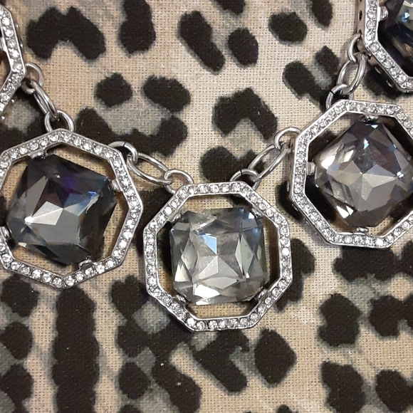 Beautiful Glam Queen Prom Wedding Rhinestone Necklace White House Black Market - Picture 2 of 5